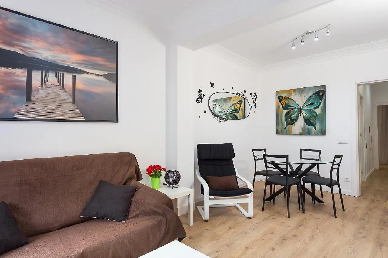 Sagrada Familia Butterfly Apartment Barcelona