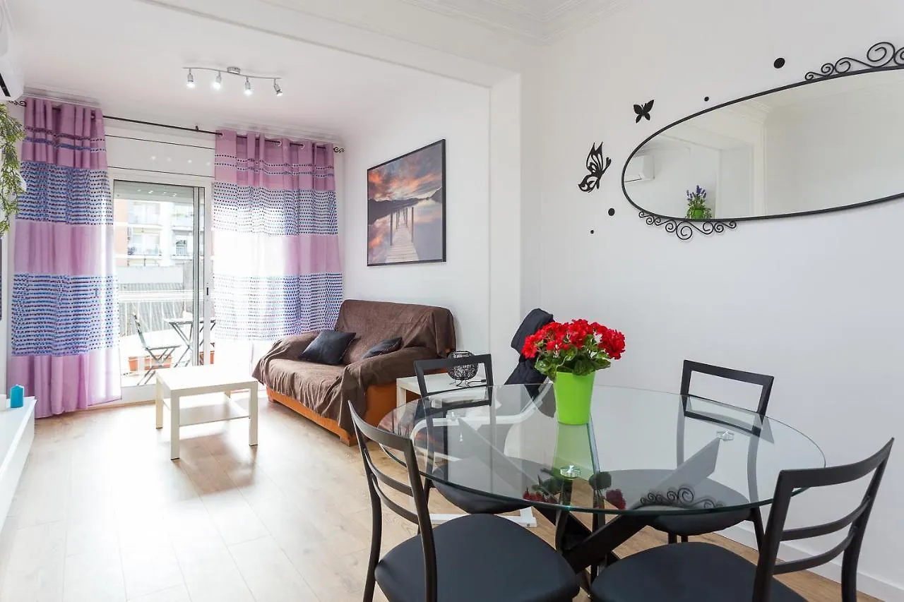 Sagrada Familia Butterfly Apartment Barcelona