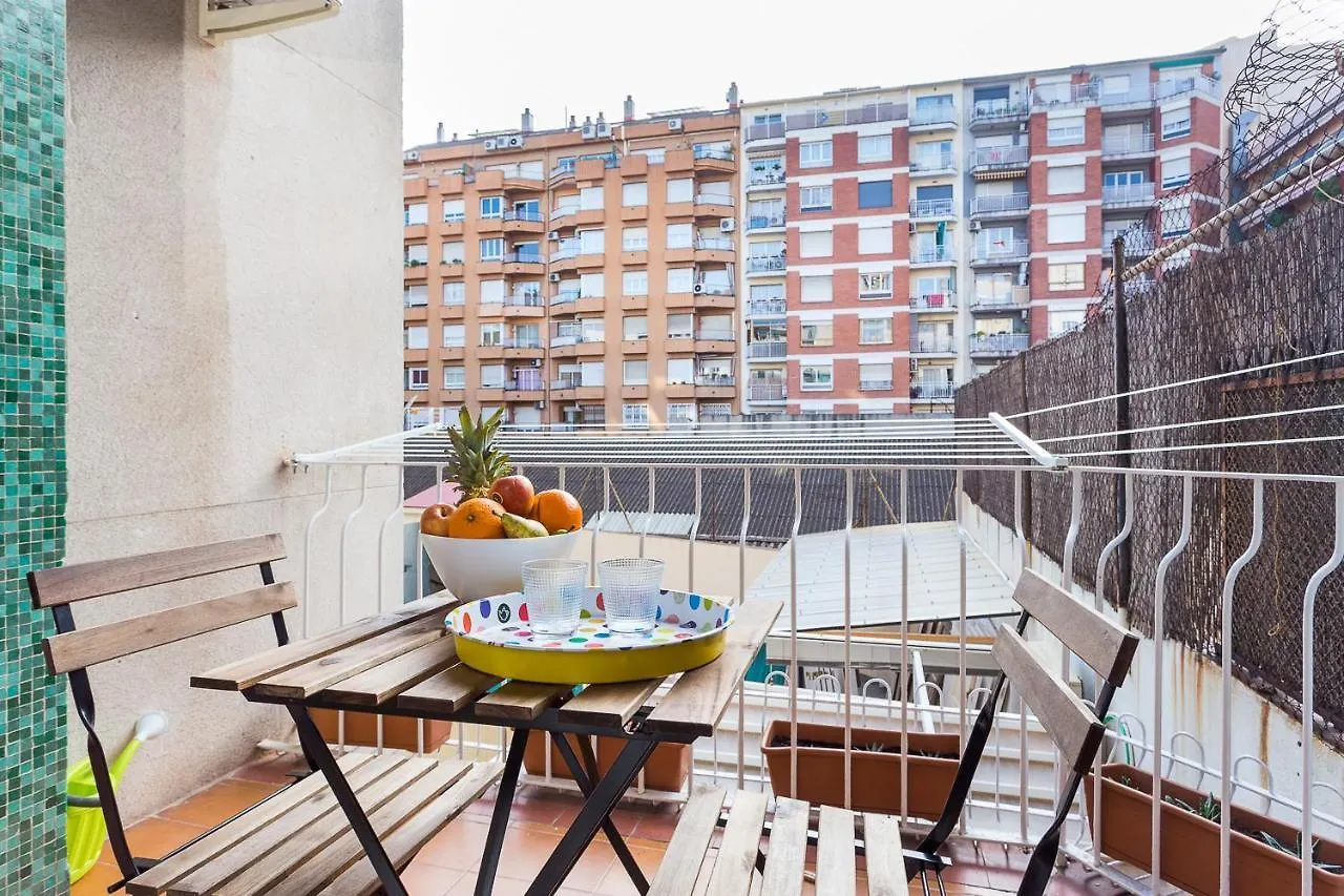 Sagrada Familia Butterfly Apartment Barcelona