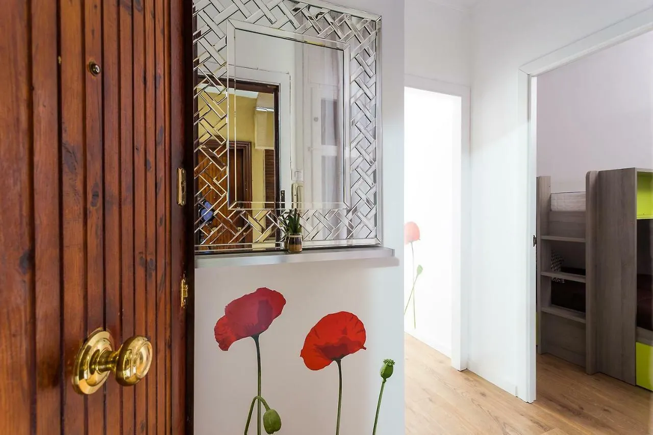 Sagrada Familia Butterfly Apartment Barcelona Spain